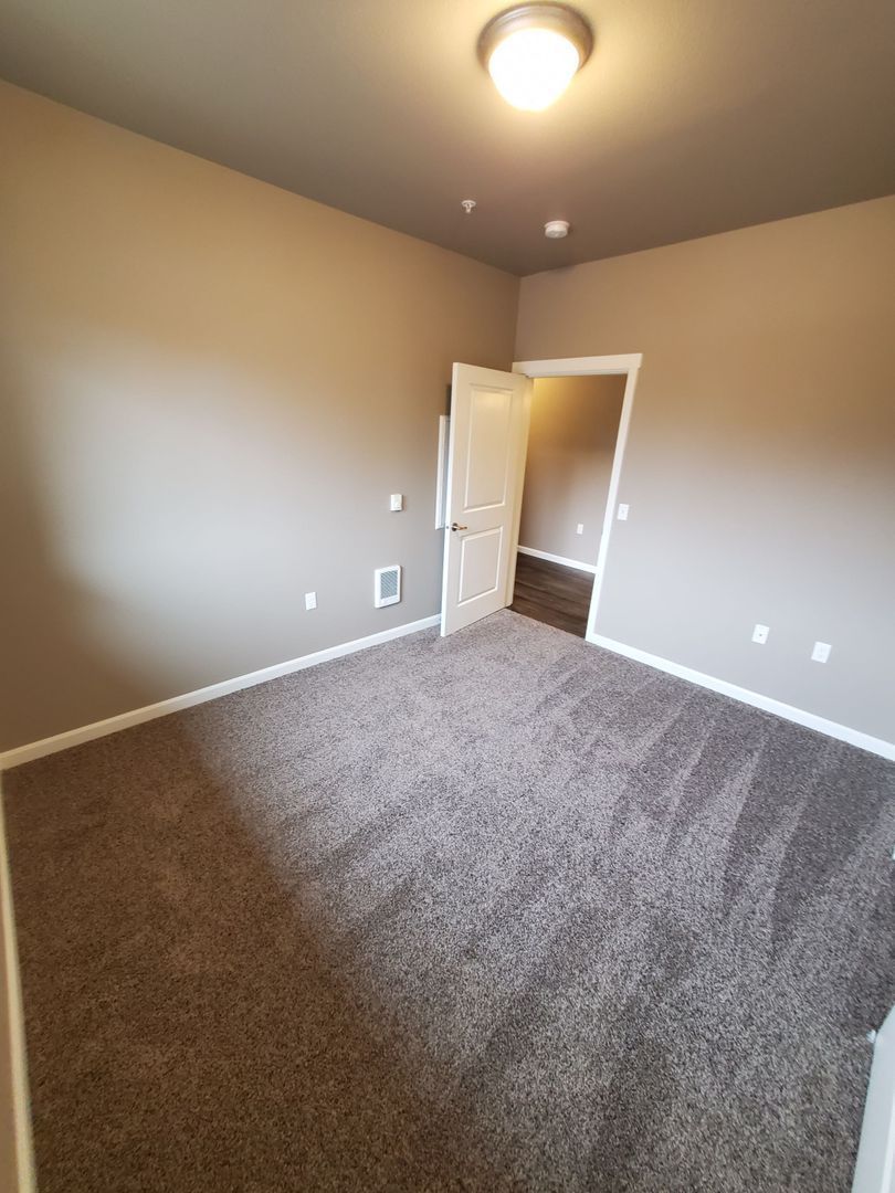 NE Newer Community 3/2, Flat Fee for W/S/G deck and AC!, COMING  SOON! property image