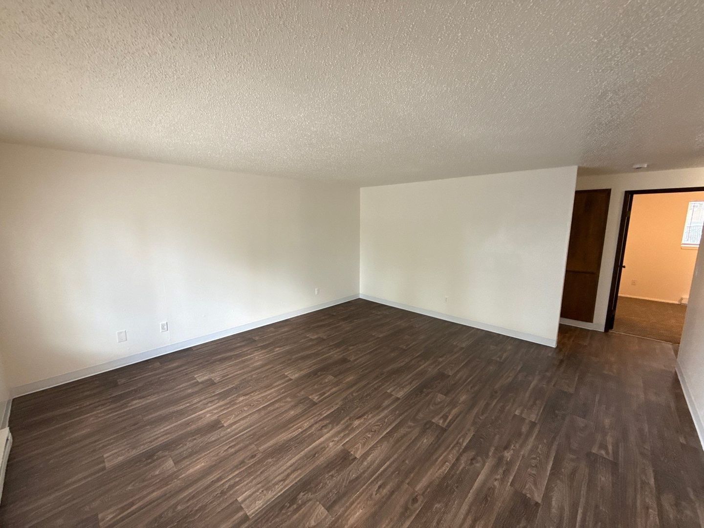 SE Salem 2 Bed 1 Bath 1 Story Complex, AVAILABLE NOW! property image