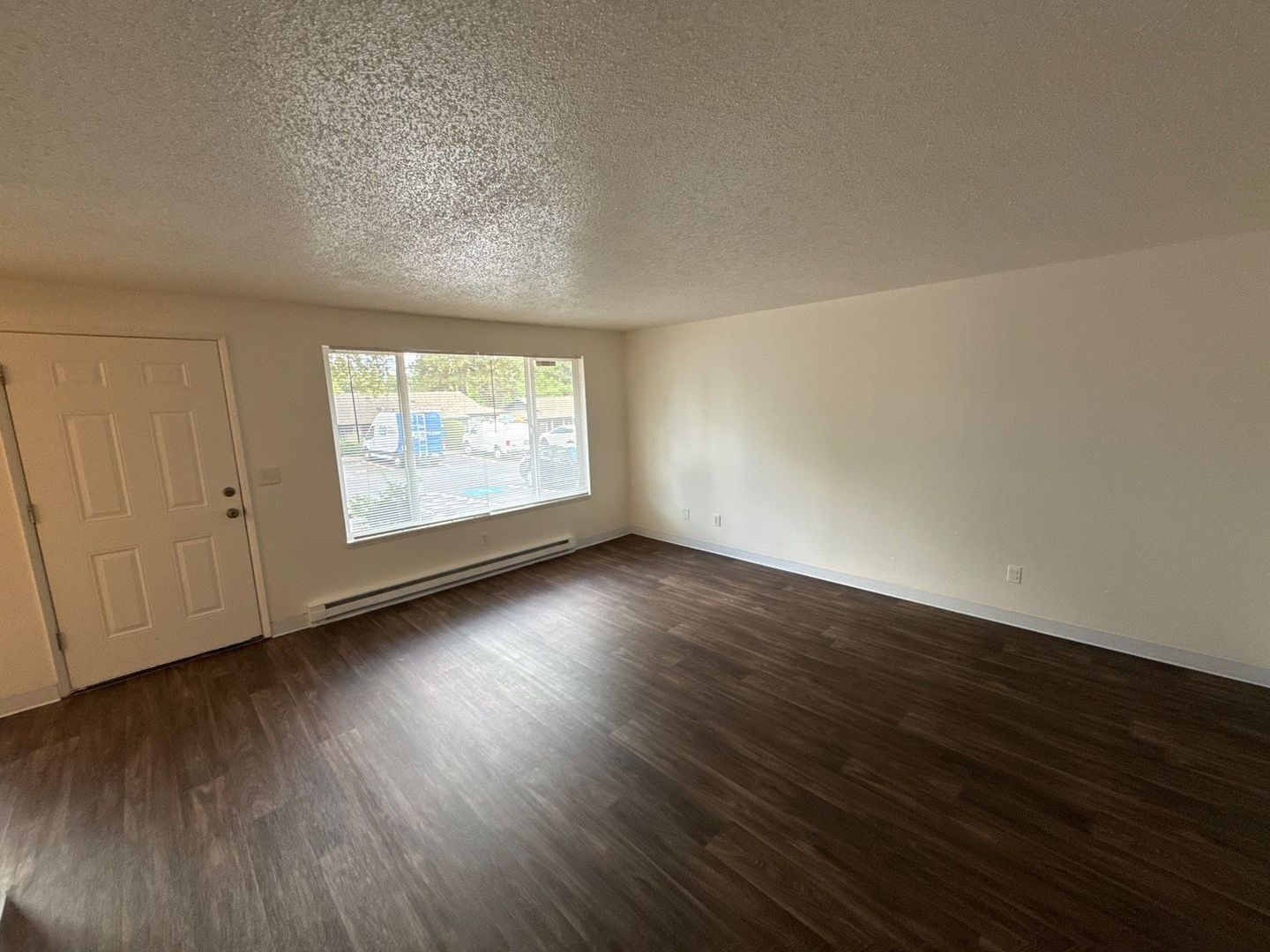 SE Salem 2 Bed 1 Bath 1 Story Complex, AVAILABLE NOW! property image