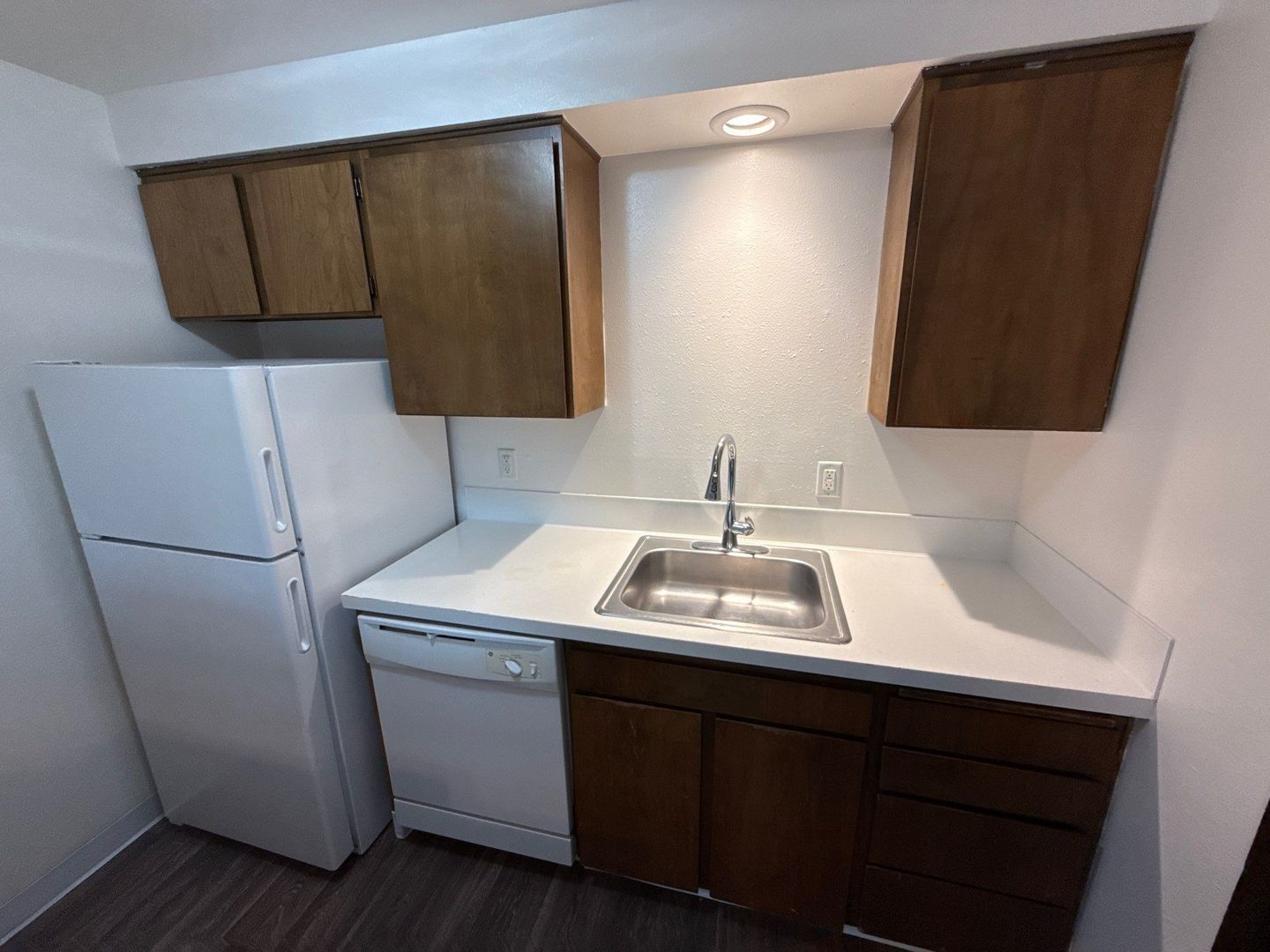 SE Salem 2 Bed 1 Bath 1 Story Complex, AVAILABLE NOW! property image