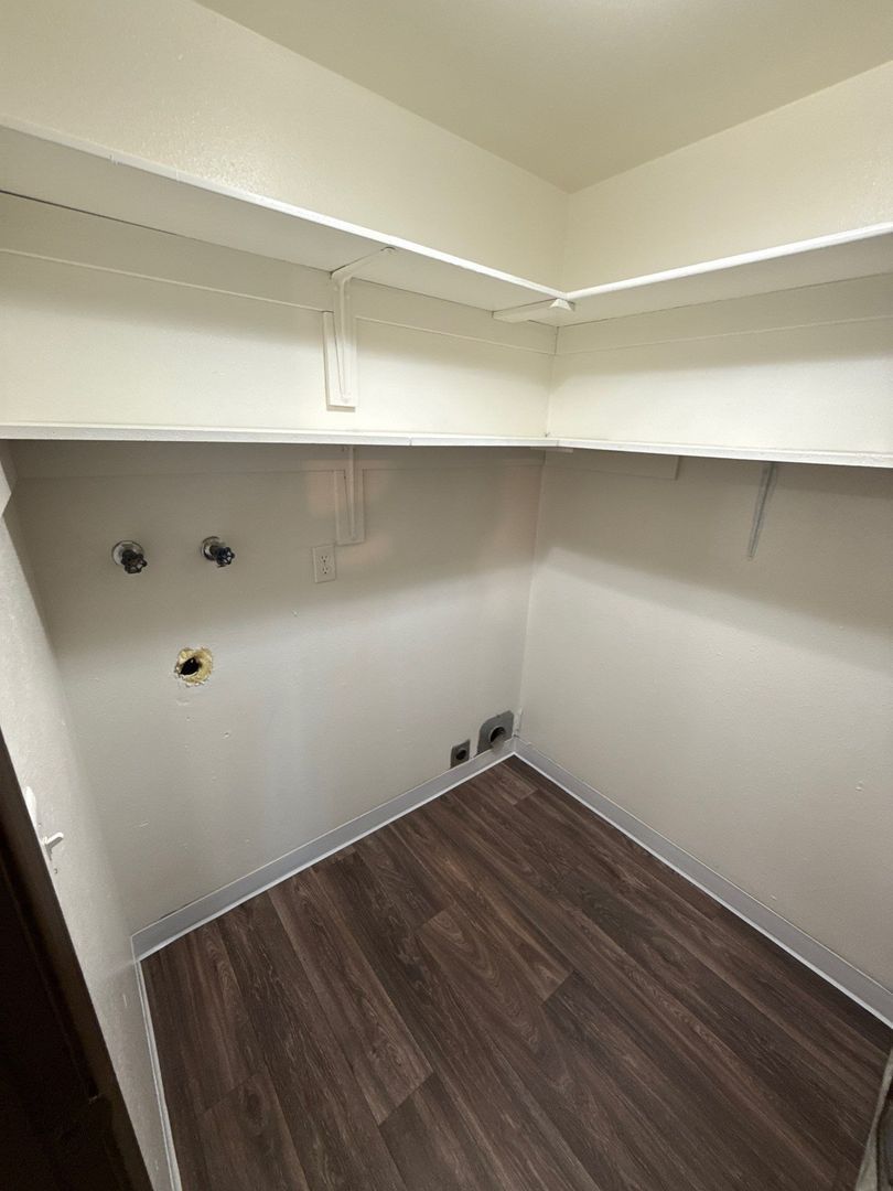 SE Salem 2 Bed 1 Bath 1 Story Complex, AVAILABLE NOW! property image