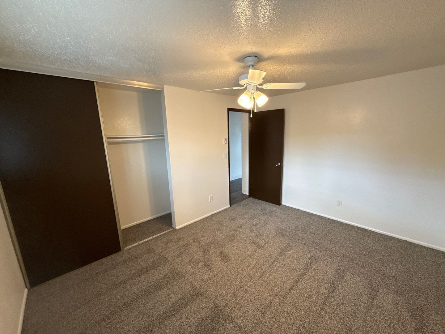 SE Salem 2 Bed 1 Bath 1 Story Complex, AVAILABLE NOW! property image