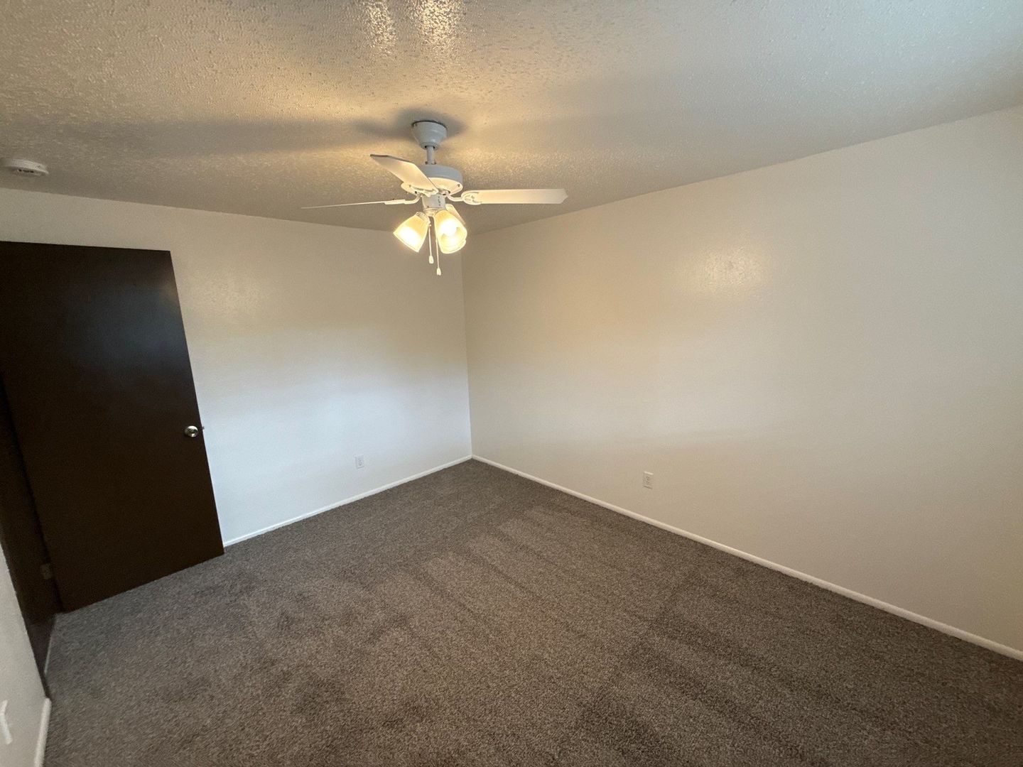 SE Salem 2 Bed 1 Bath 1 Story Complex, AVAILABLE NOW! property image