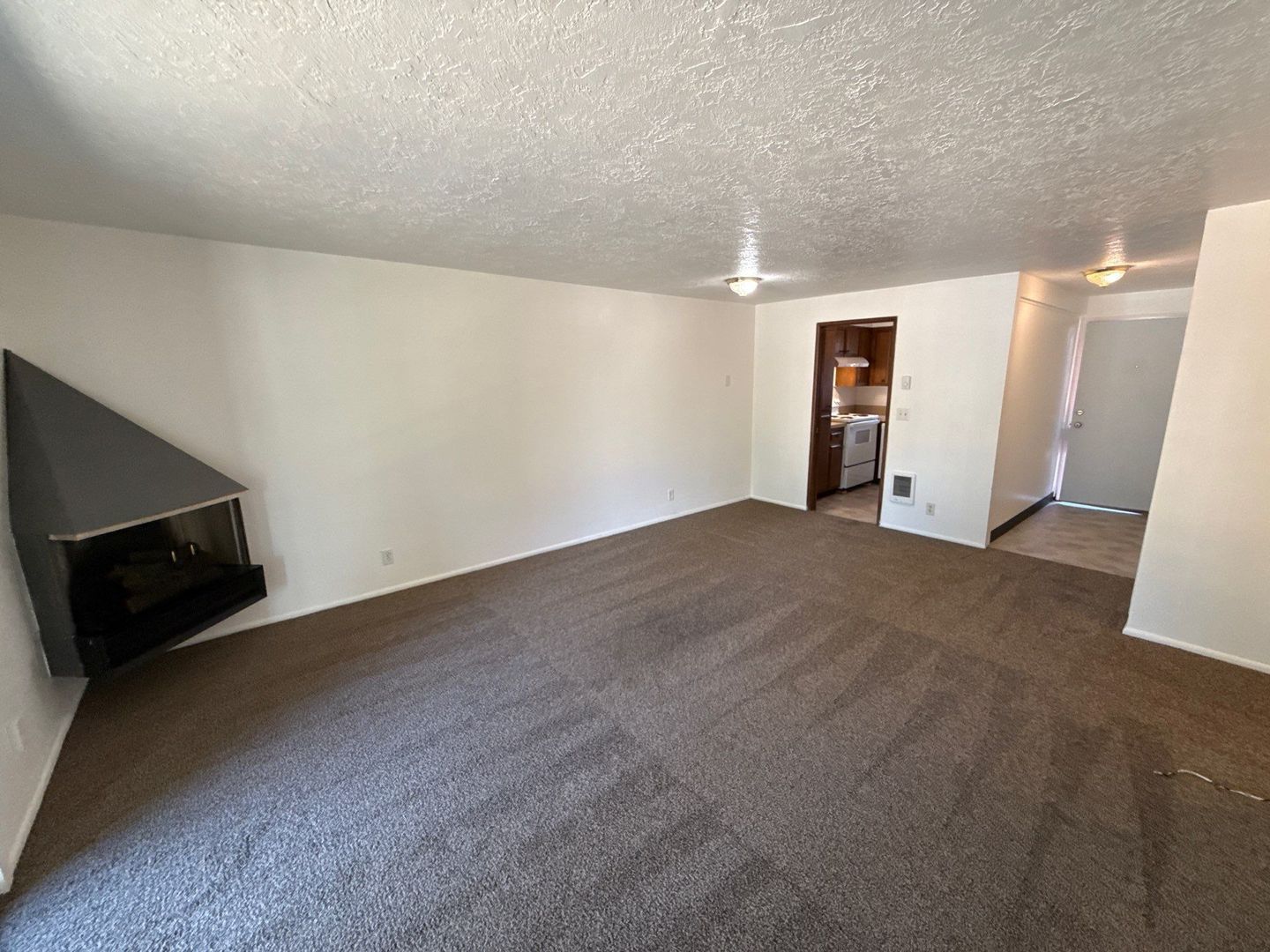 NE Salem 1 Bed, 1 Bath, 2nd Floor Apartment, AVAILABLE NOW! property image