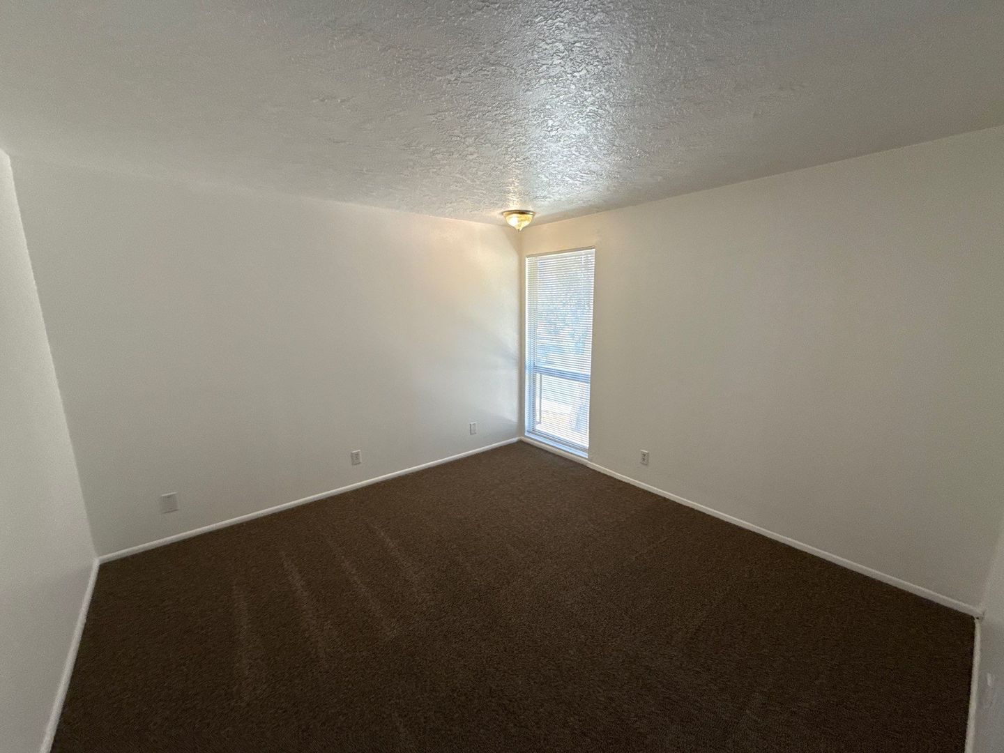 NE Salem 1 Bed, 1 Bath, 2nd Floor Apartment, AVAILABLE NOW! property image