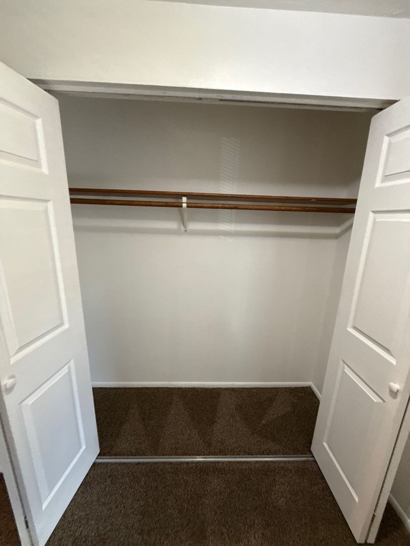 NE Salem 1 Bed, 1 Bath, 2nd Floor Apartment, AVAILABLE NOW! property image