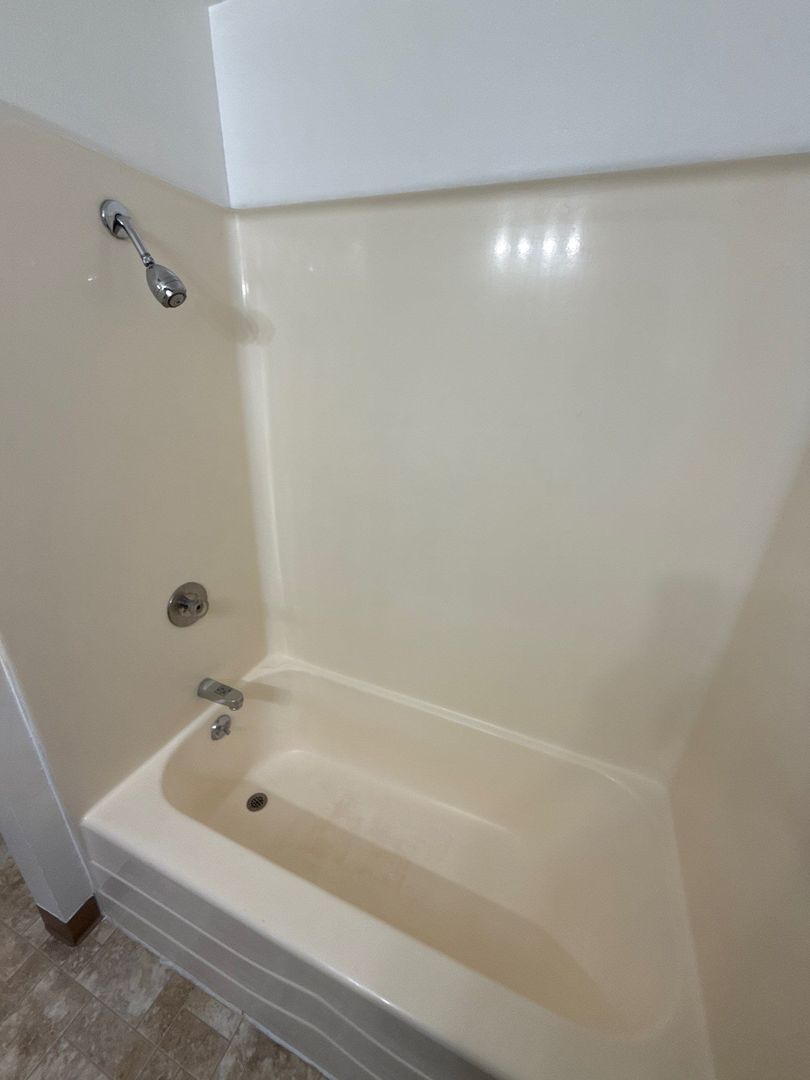NE Salem 1 Bed, 1 Bath, 2nd Floor Apartment, AVAILABLE NOW! property image