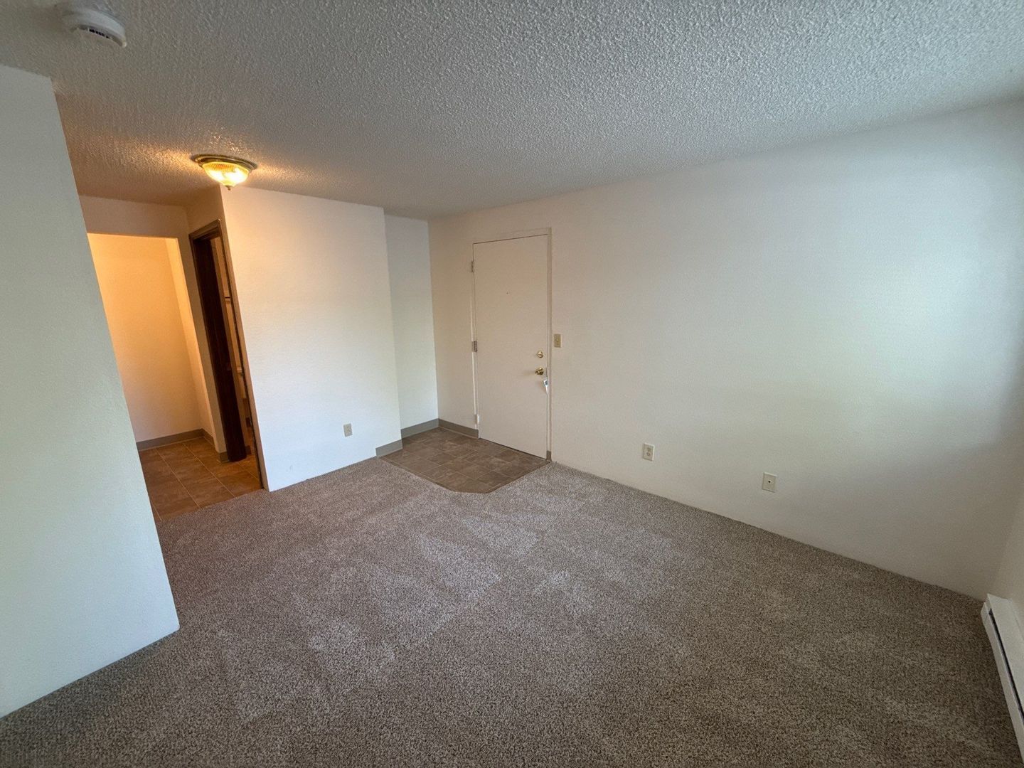 Corvallis, 1 Bed, 1 Bath, 1st Floor Unit, $70 Flat Fee for ALL Utilities, AVAILABLE NOW! property image