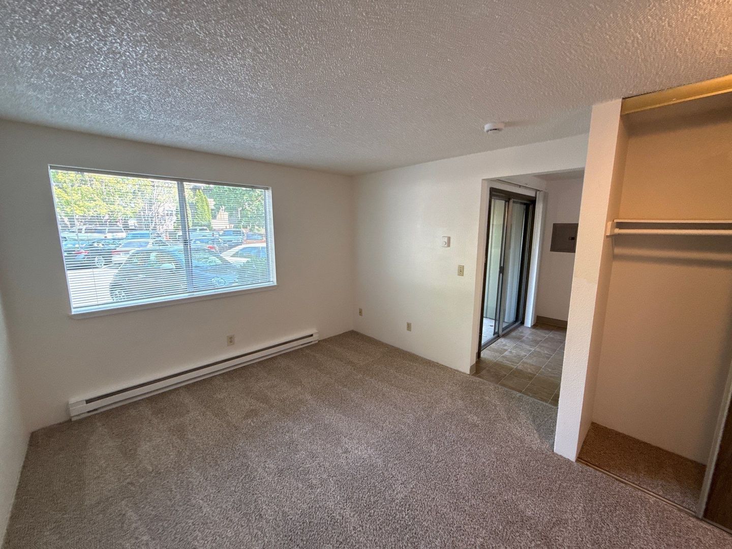 Corvallis, 1 Bed, 1 Bath, 1st Floor Unit, $70 Flat Fee for ALL Utilities, AVAILABLE NOW! property image