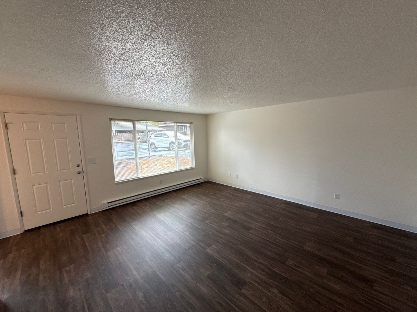 SE Salem 2 Bed 1 Bath 1 Story Complex, AVAILABLE NOW! property image