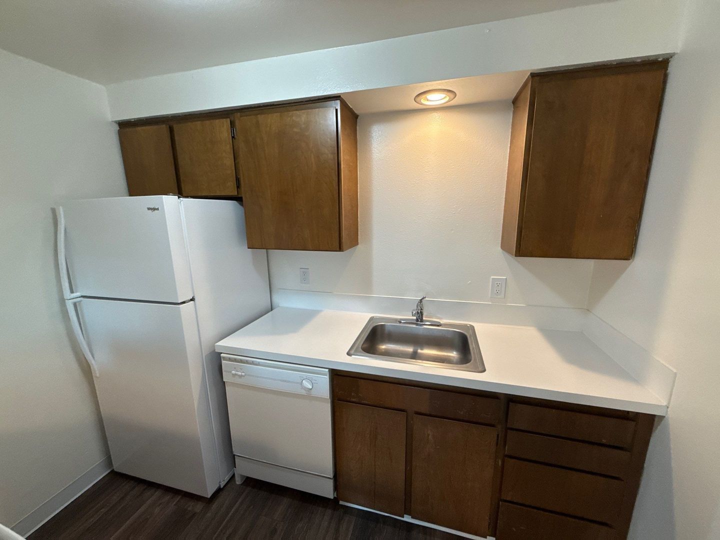 SE Salem 2 Bed 1 Bath 1 Story Complex, AVAILABLE NOW! property image