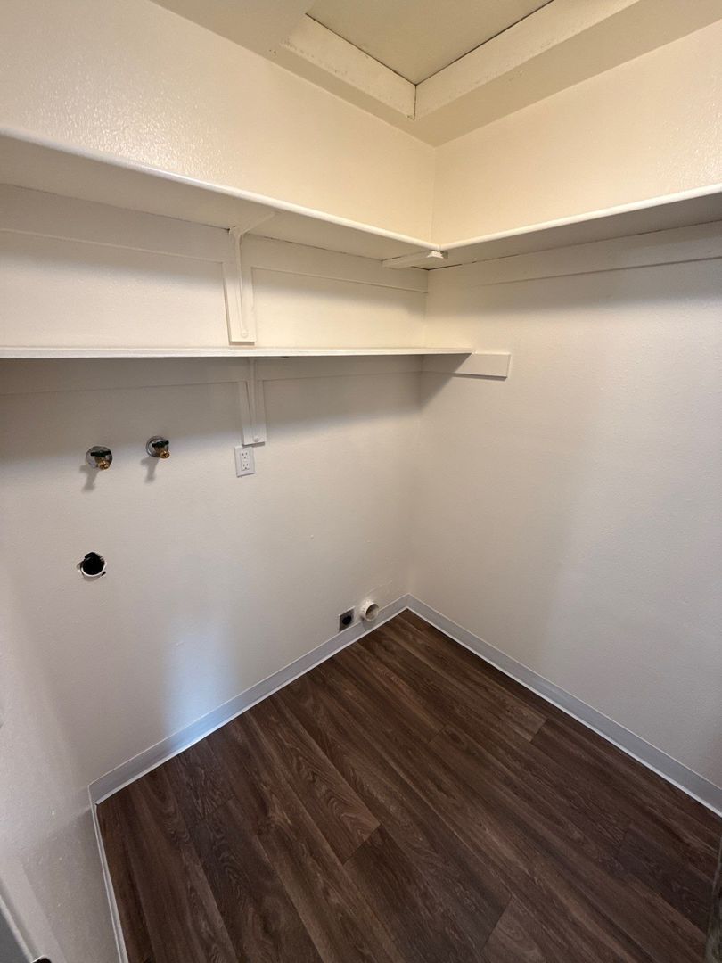 SE Salem 2 Bed 1 Bath 1 Story Complex, AVAILABLE NOW! property image