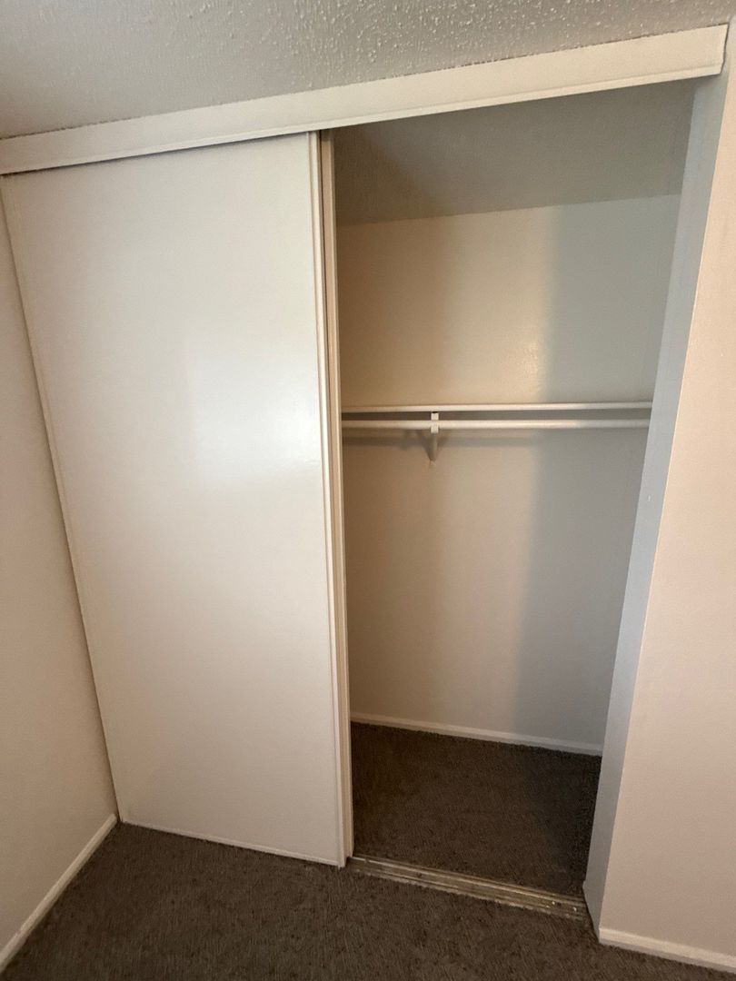 SE Salem 2 Bed 1 Bath 1 Story Complex, AVAILABLE NOW! property image