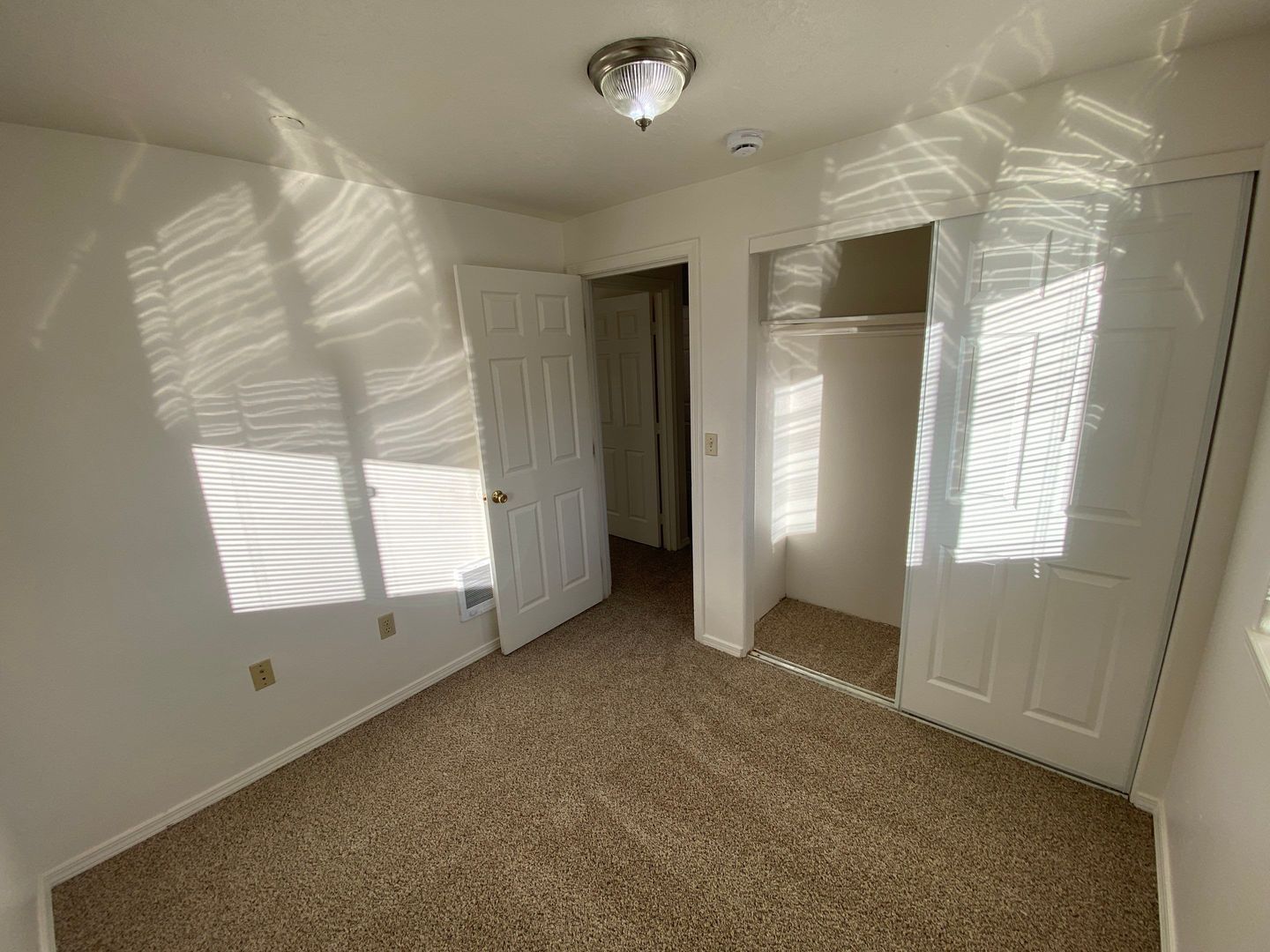 S Salem TownHouse 3 Bed, 1.5 Bath Apartment, W/D Hook-Ups, COMING SOON! property image