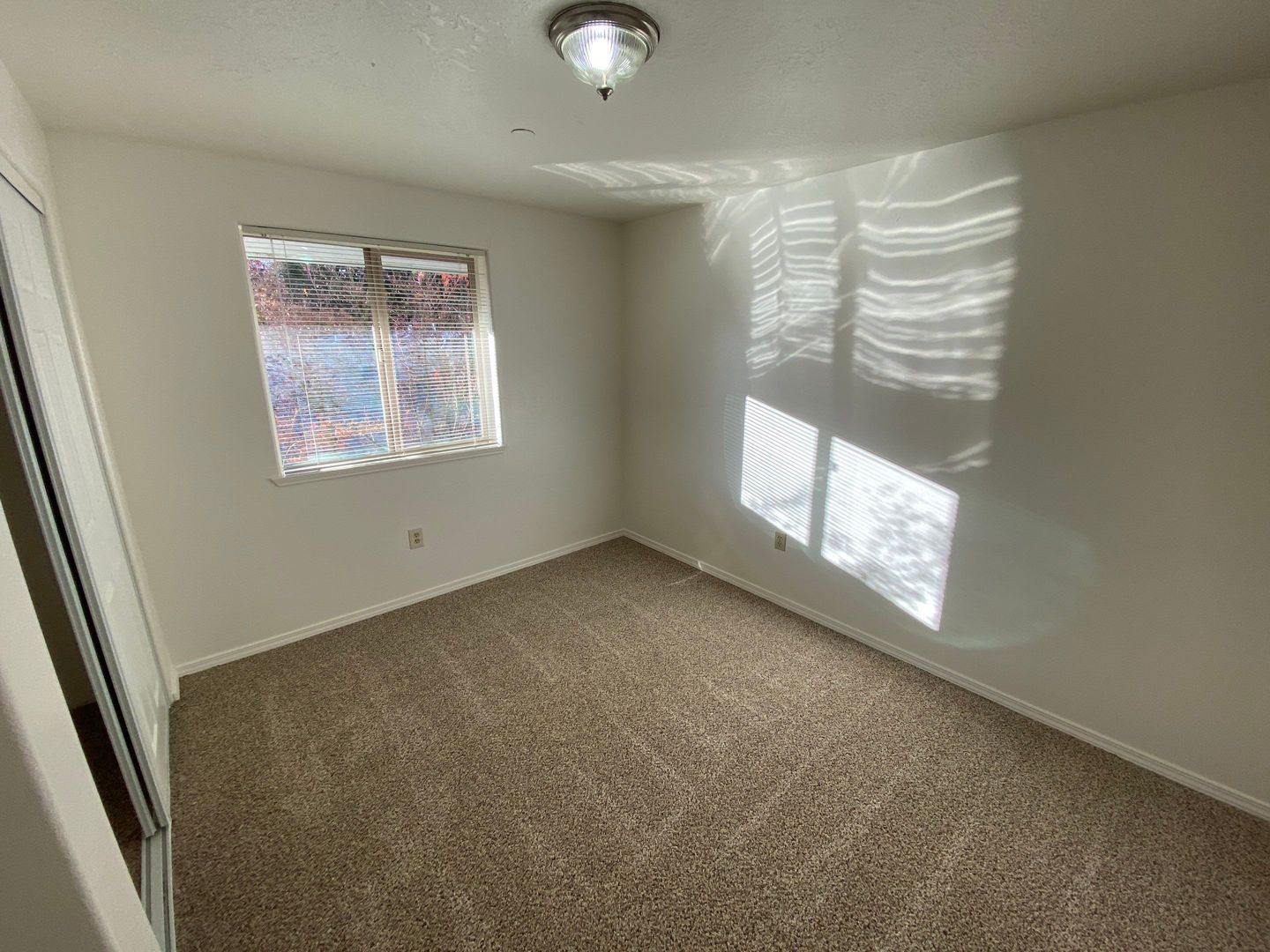 S Salem TownHouse 3 Bed, 1.5 Bath Apartment, W/D Hook-Ups, COMING SOON! property image