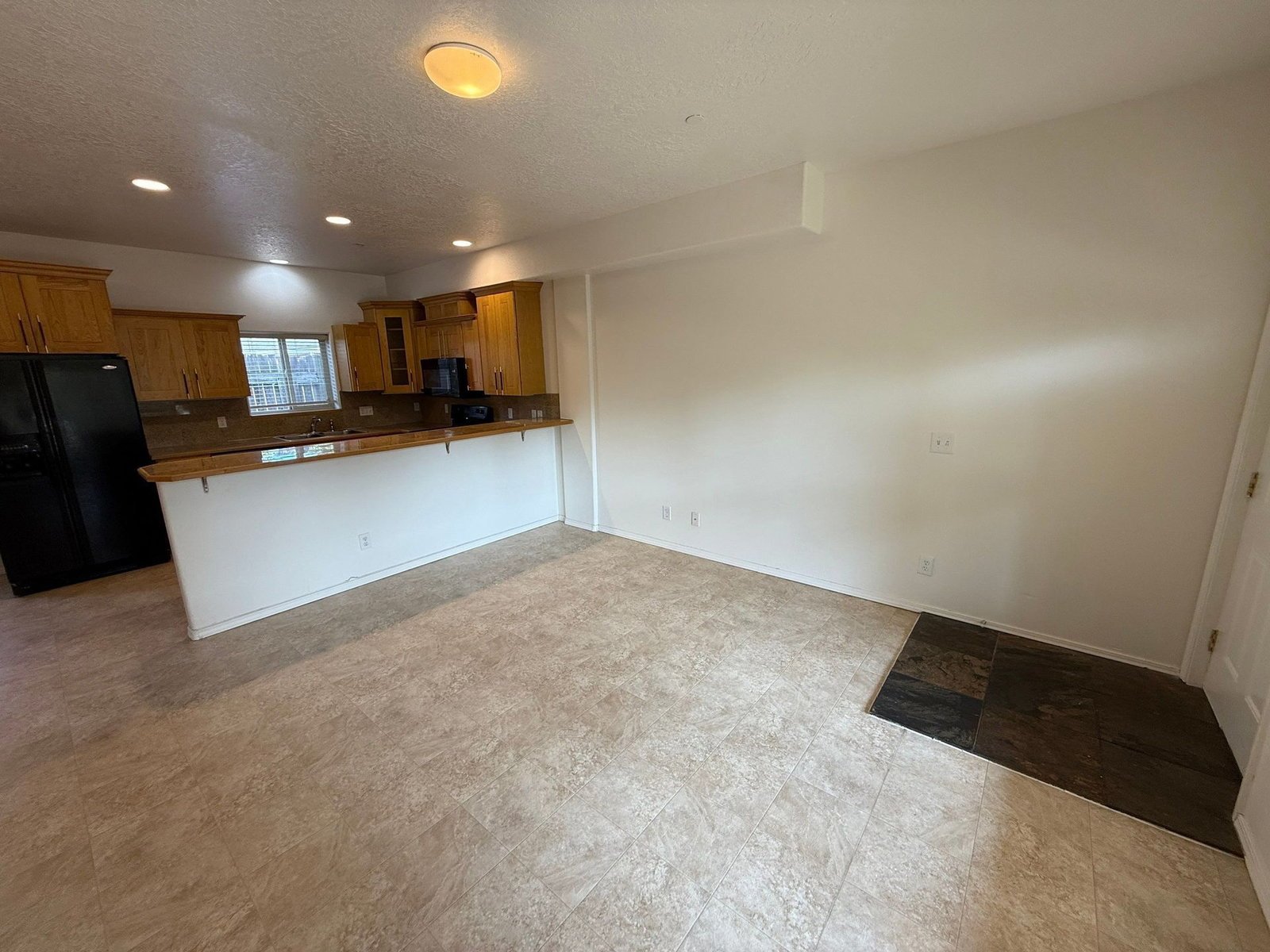 S Salem TownHouse 3 Bed, 1.5 Bath Apartment, W/D Hook-Ups, COMING SOON! property image