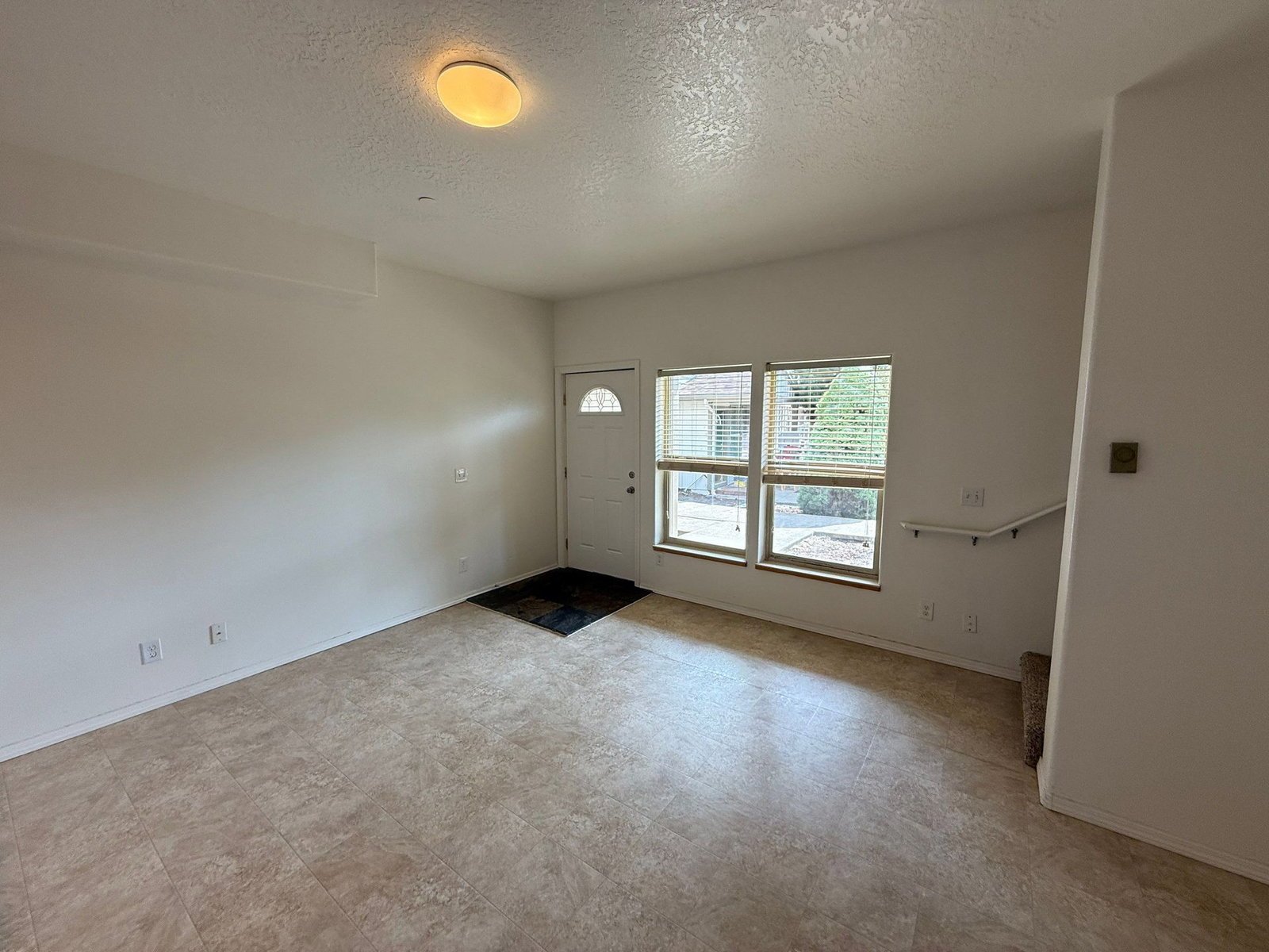 S Salem TownHouse 3 Bed, 1.5 Bath Apartment, W/D Hook-Ups, COMING SOON! property image