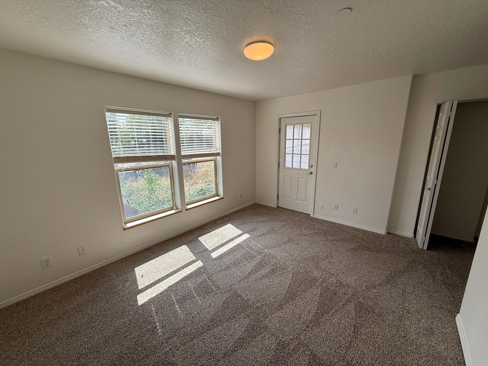 S Salem TownHouse 3 Bed, 1.5 Bath Apartment, W/D Hook-Ups, COMING SOON! property image