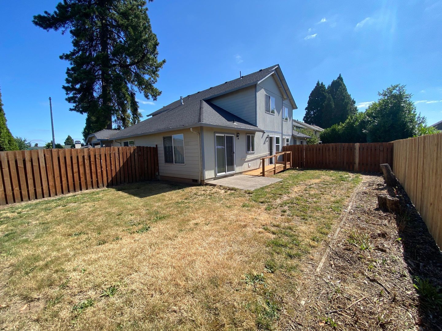 NE Salem 3 Bed 2.5 Bath, 2 Story Duplex, Fenced Yard, Garage, COMING SOON! property image