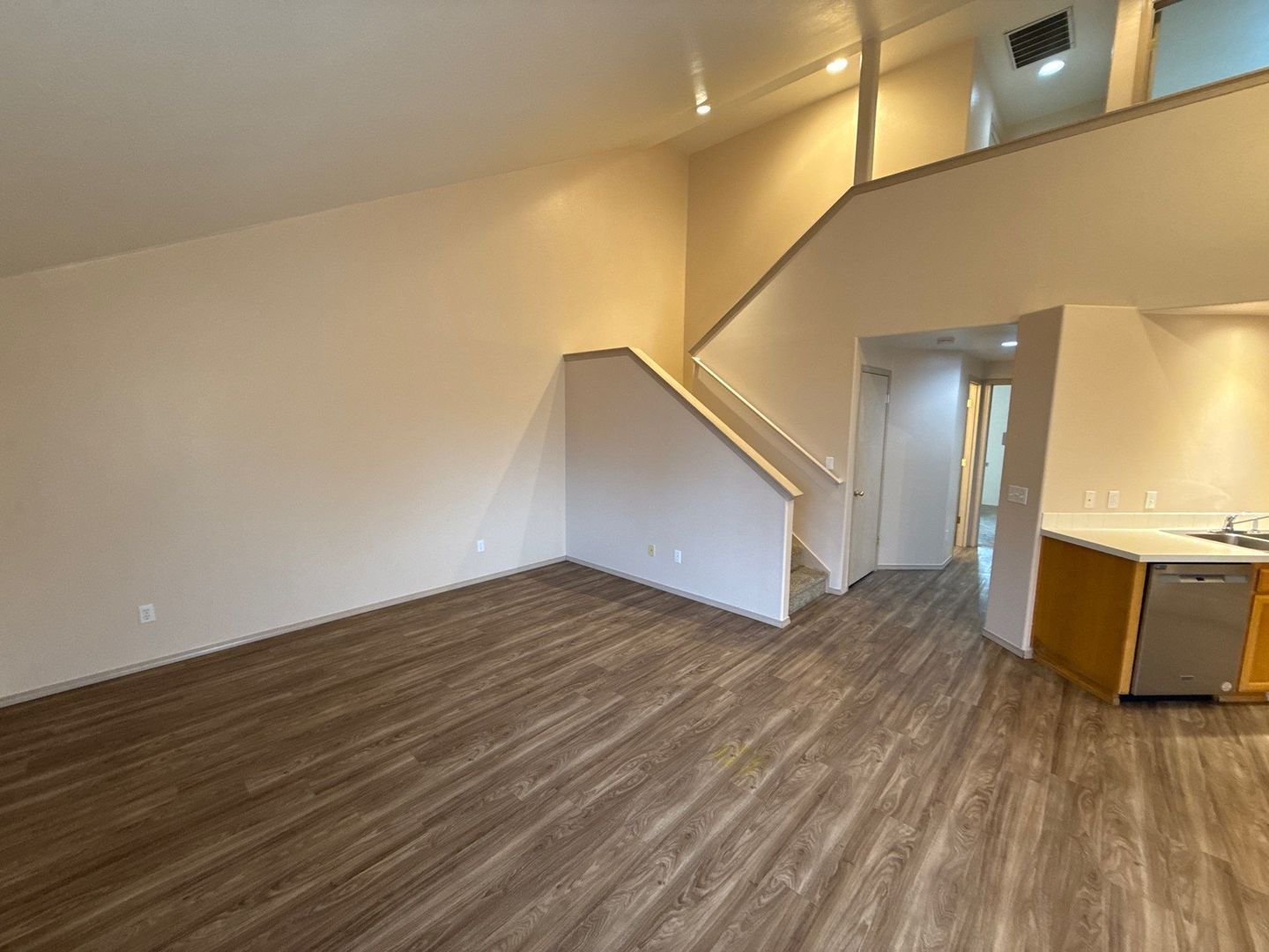 Keizer 3 Bed 2 Bath Duplex, 1 Car Garage, W/S Paid, COMING SOON! property image