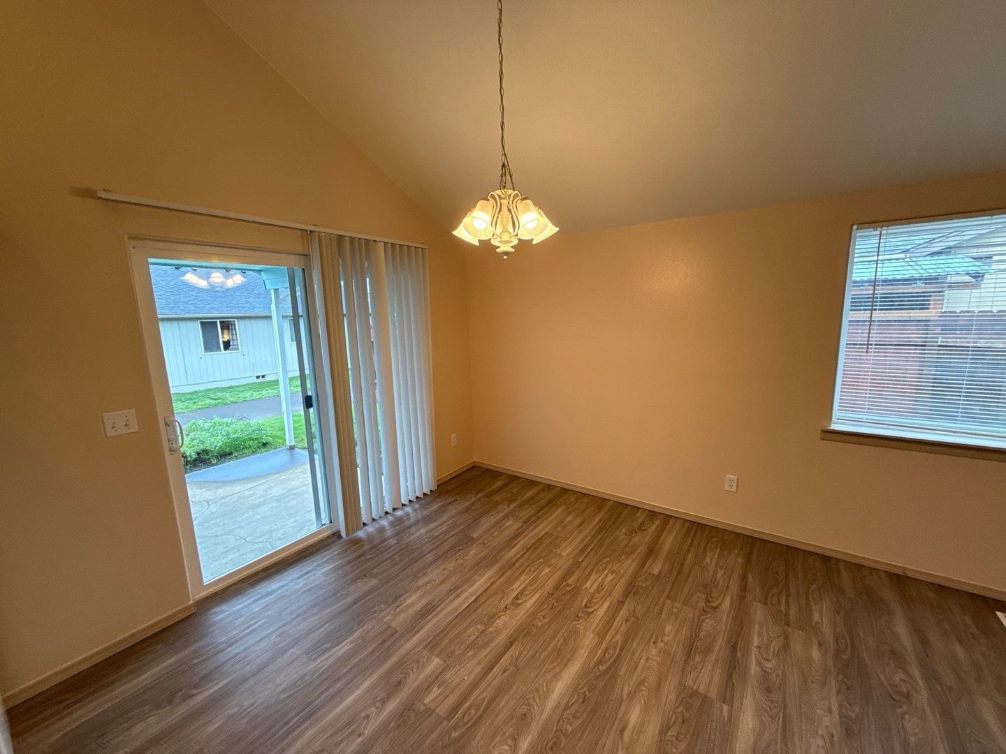 Keizer 3 Bed 2 Bath Duplex, 1 Car Garage, W/S Paid, COMING SOON! property image