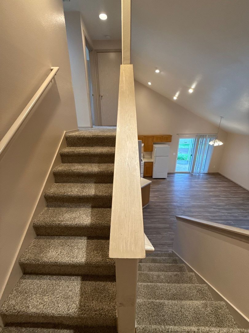 Keizer 3 Bed 2 Bath Duplex, 1 Car Garage, W/S Paid, COMING SOON! property image