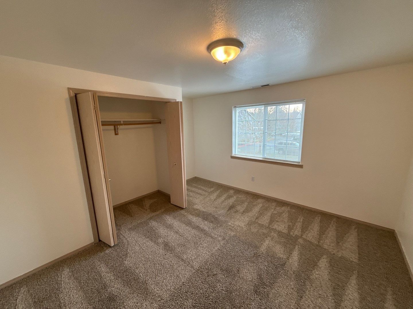 Keizer 3 Bed 2 Bath Duplex, 1 Car Garage, W/S Paid, COMING SOON! property image