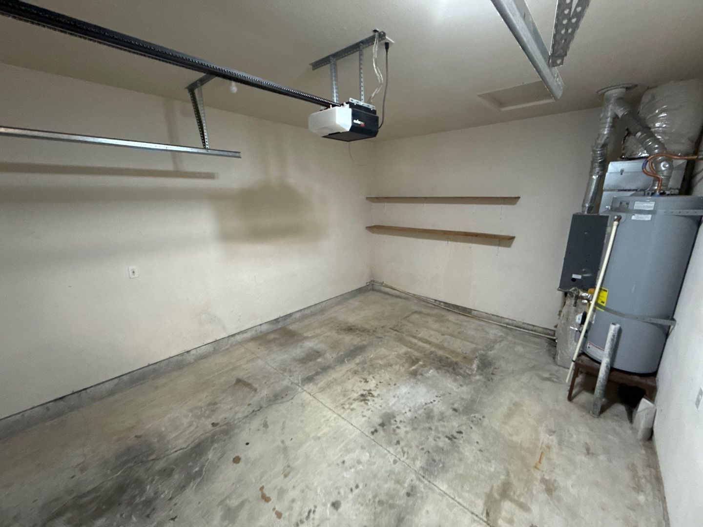 Keizer 3 Bed 2 Bath Duplex, 1 Car Garage, W/S Paid, COMING SOON! property image