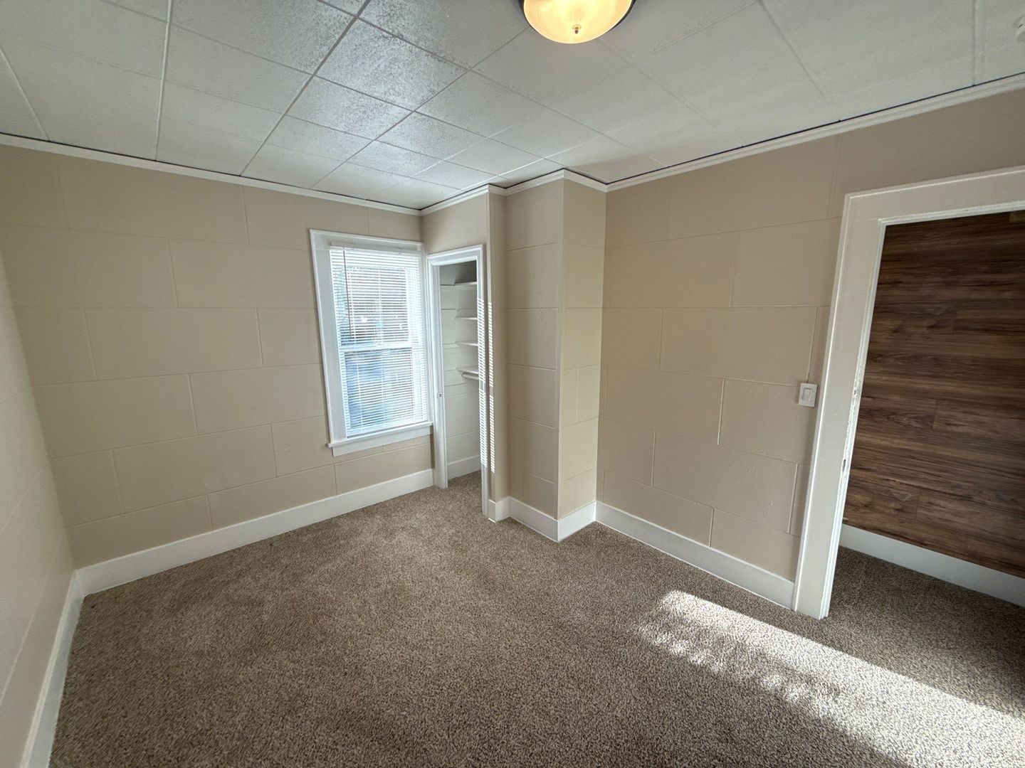 ROOMS FOR RENT!! SHARED COMMON AREAS, AVAILABLE NOW! property image