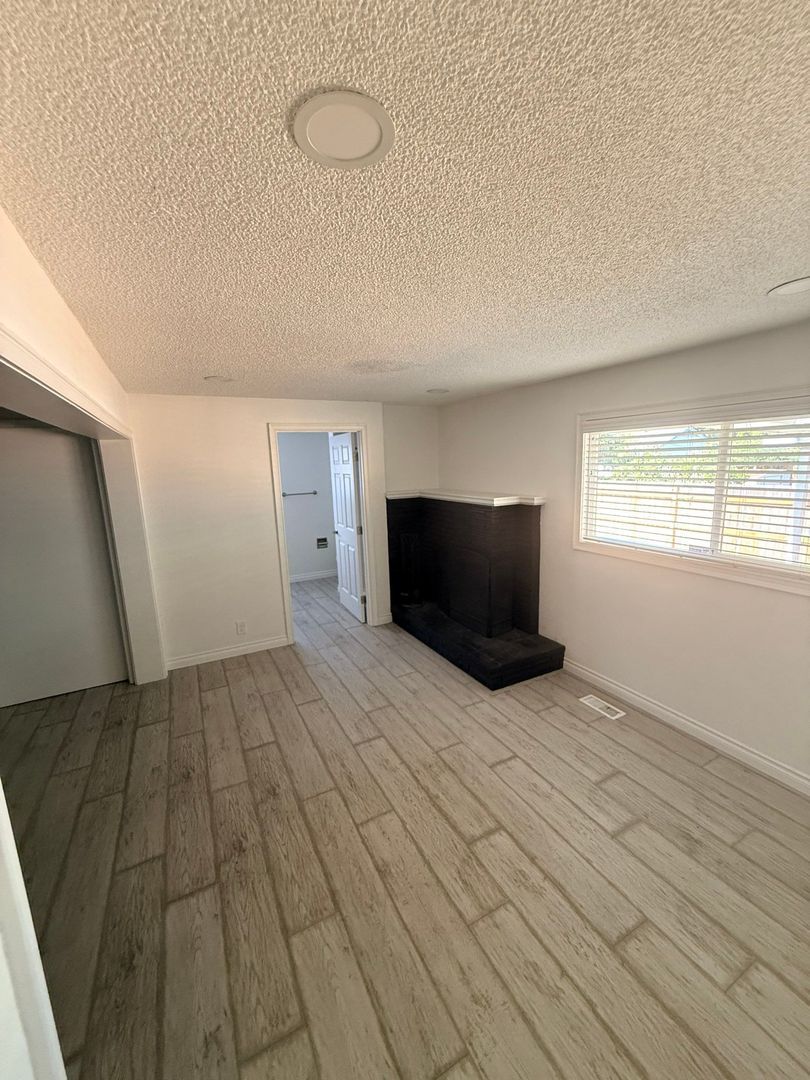 Eugene 3 Bed, 2 Bath, Single Family Home, AVAILABLE NOW! property image