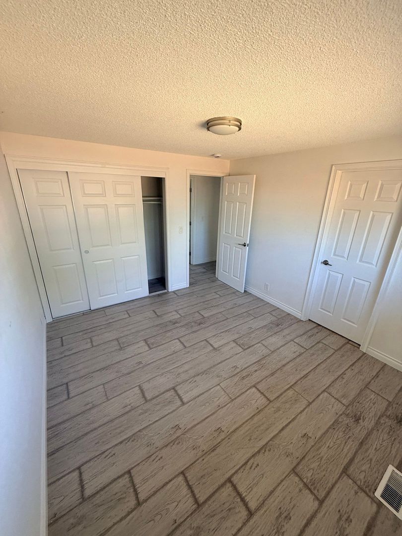 Eugene 3 Bed, 2 Bath, Single Family Home, AVAILABLE NOW! property image