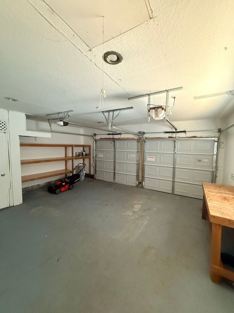 Eugene 3 Bed, 2 Bath, Single Family Home, AVAILABLE NOW! property image