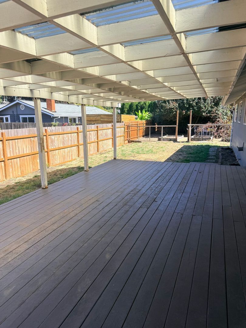 Eugene 3 Bed, 2 Bath, Single Family Home, AVAILABLE NOW! property image
