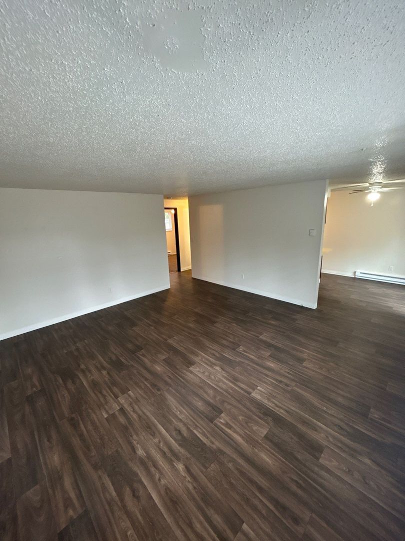 SE Salem 2 Bed 1 Bath 1 Story Complex, AVAILABLE NOW! property image