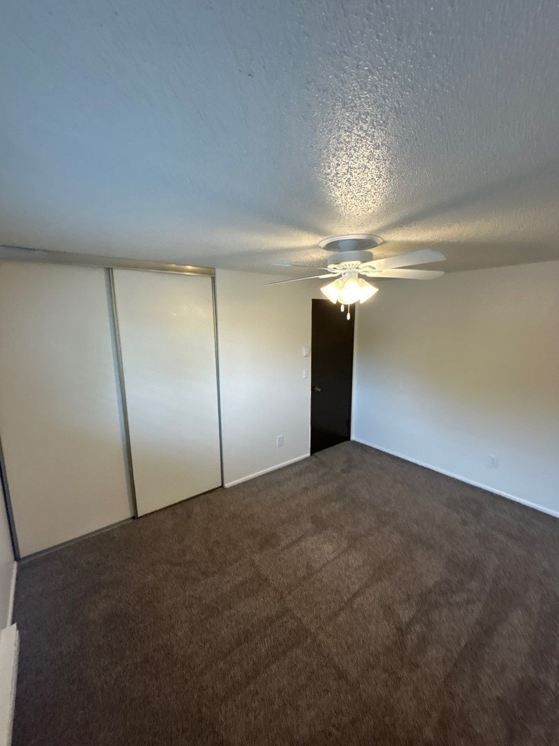 SE Salem 2 Bed 1 Bath 1 Story Complex, AVAILABLE NOW! property image
