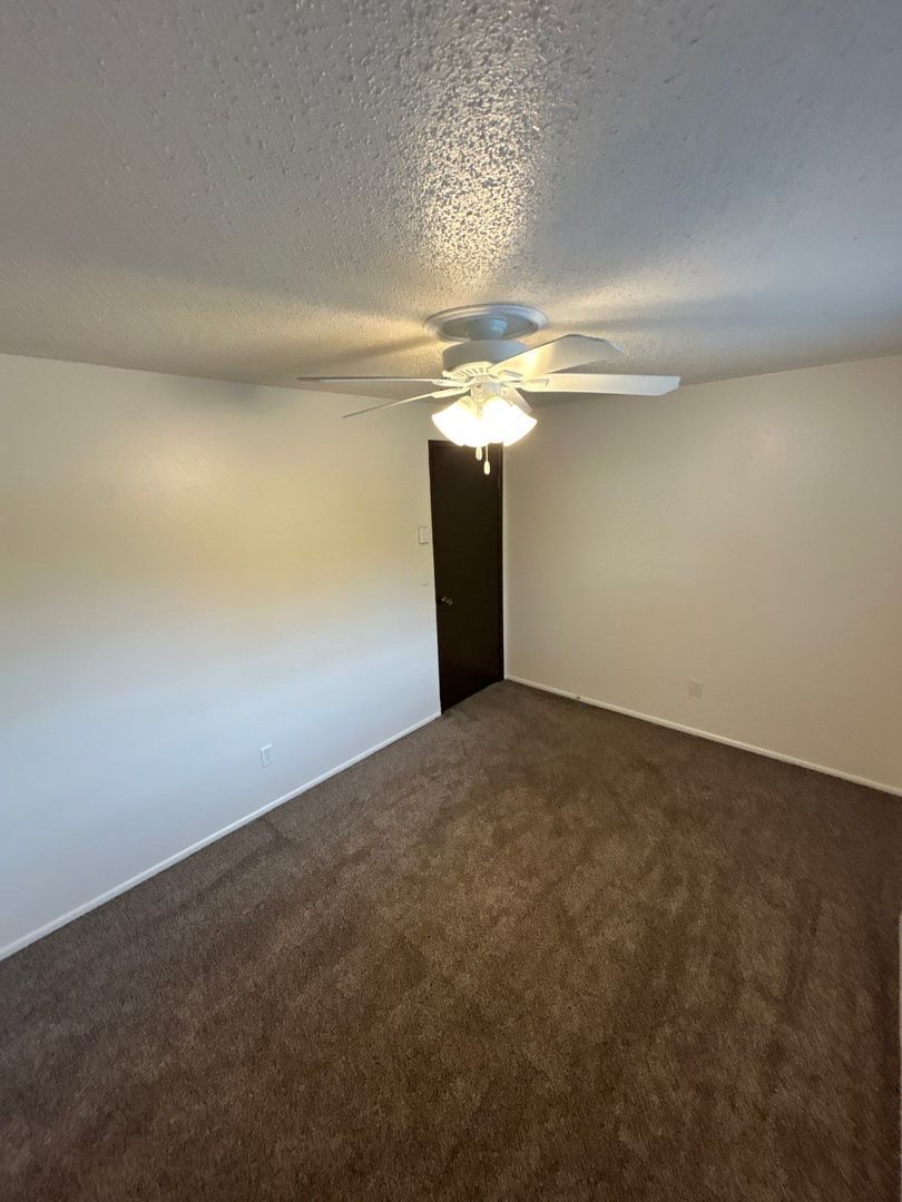 SE Salem 2 Bed 1 Bath 1 Story Complex, AVAILABLE NOW! property image