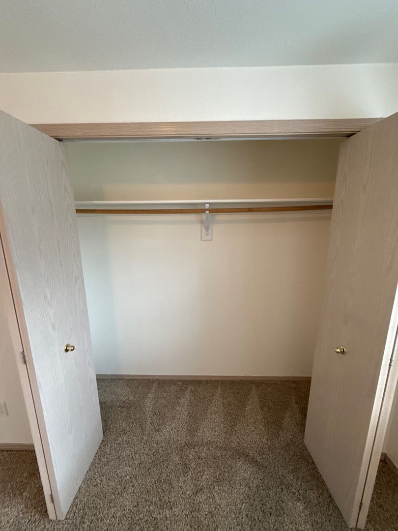 Keizer 3 Bed 2 Bath Duplex, 1 Car Garage, W/S Paid, AVAILABLE NOW! property image