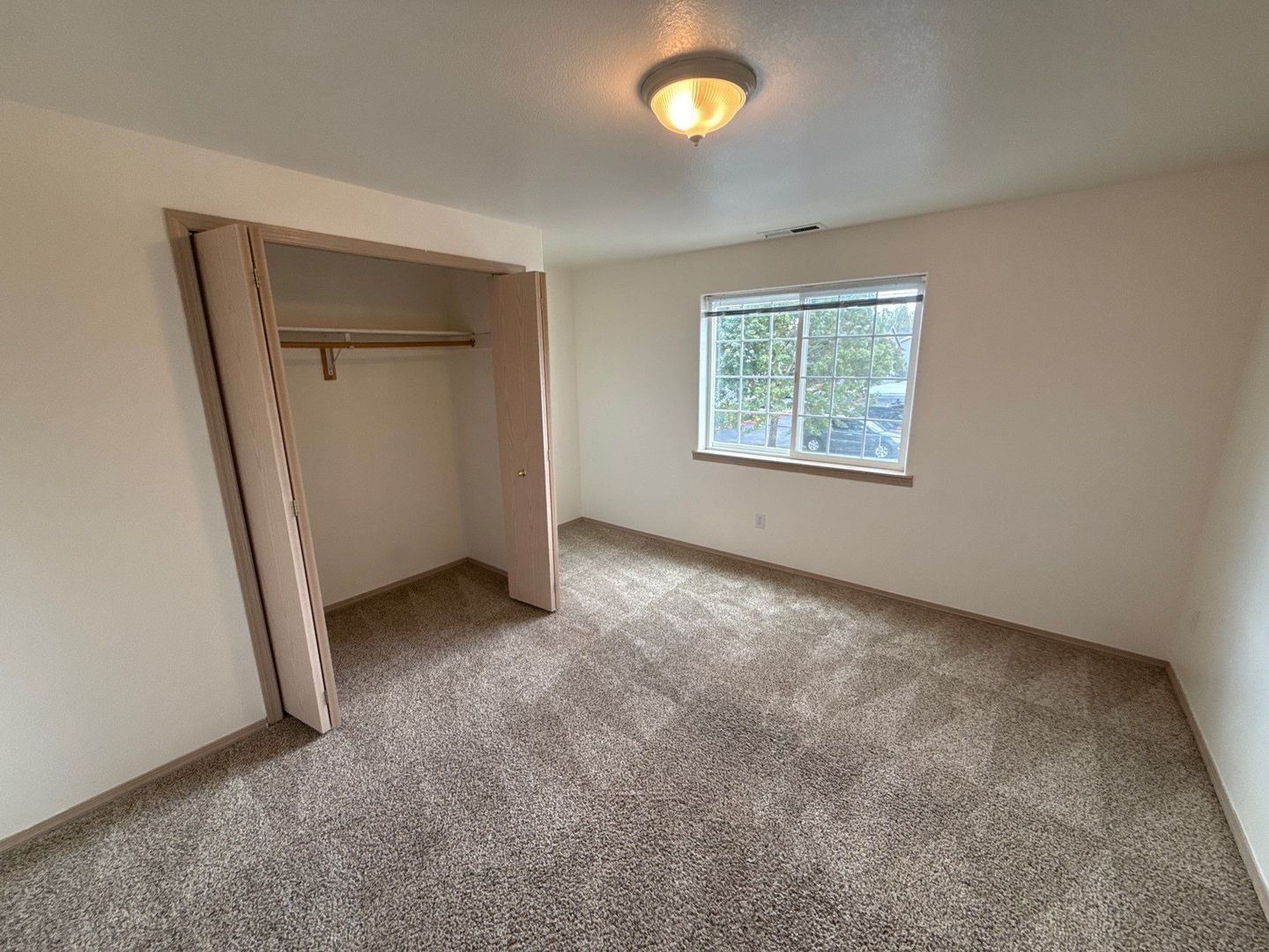 Keizer 3 Bed 2 Bath Duplex, 1 Car Garage, W/S Paid, AVAILABLE NOW! property image