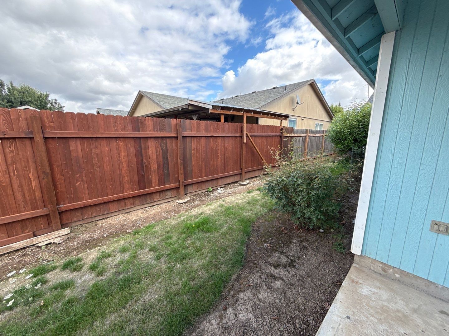 Keizer 3 Bed 2 Bath Duplex, 1 Car Garage, W/S Paid, AVAILABLE NOW! property image