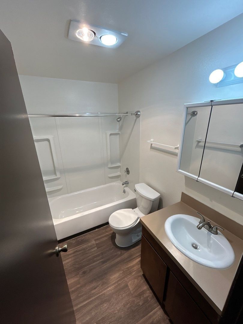 SE Salem 2 Bed 1 Bath 1 Story Complex, AVAILABLE NOW! property image