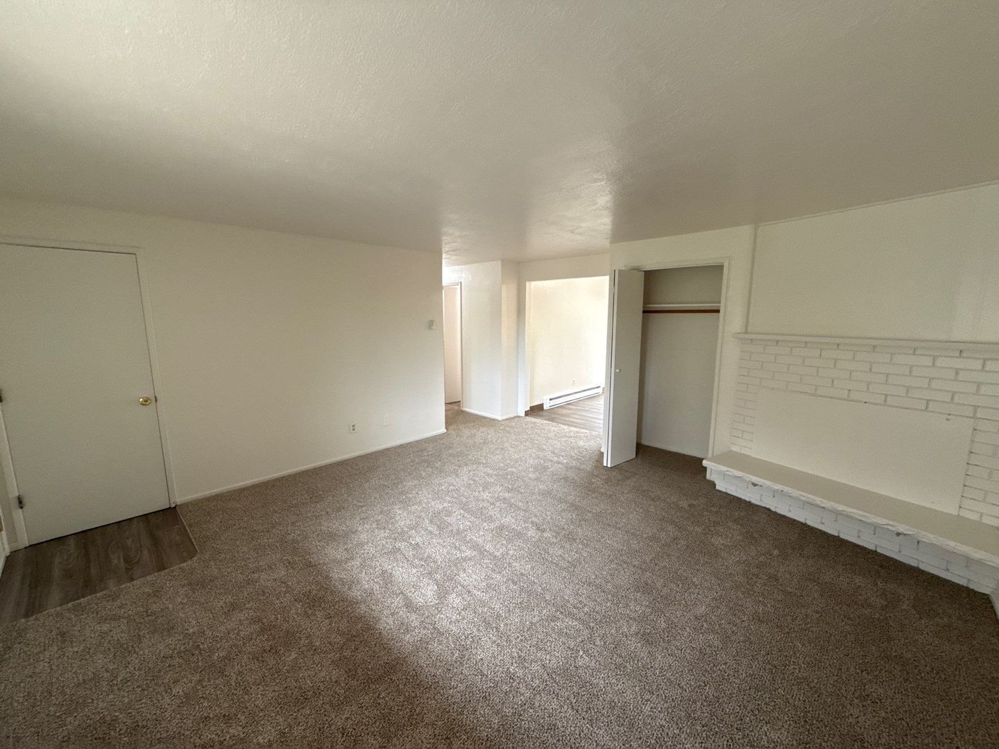 $1,095 First 6 Months, NE Salem 2 Bed 1 Bath 2nd Floor Apartment, W/S/G Paid | AVAILABLE NOW! property image