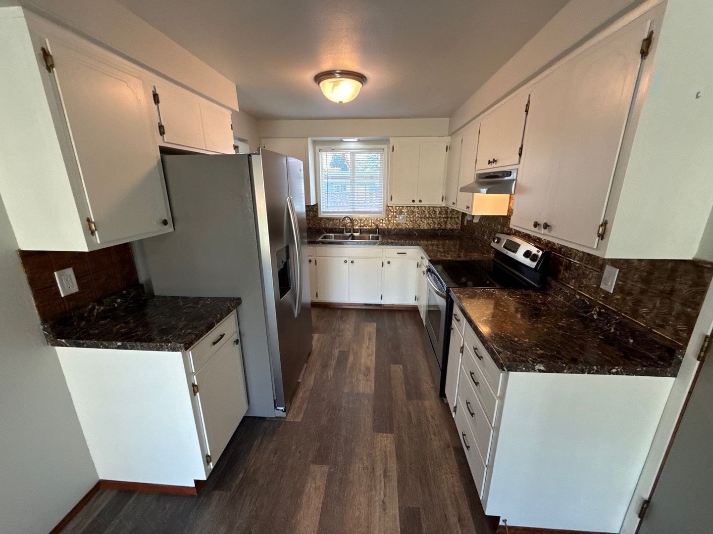 Albany 3 Bed,  1 Bath Single Family Home, Fenced Yard, Available Now! property image