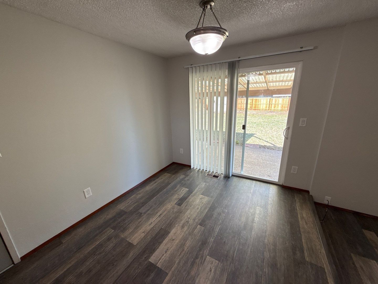 Albany 3 Bed,  1 Bath Single Family Home, Fenced Yard, Available Now! property image