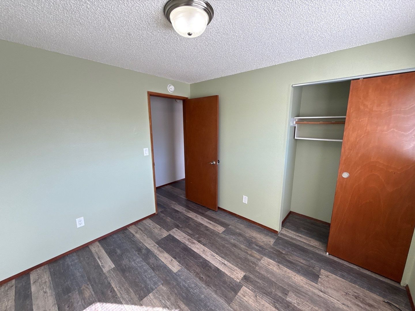 Albany 3 Bed,  1 Bath Single Family Home, Fenced Yard, Available Now! property image