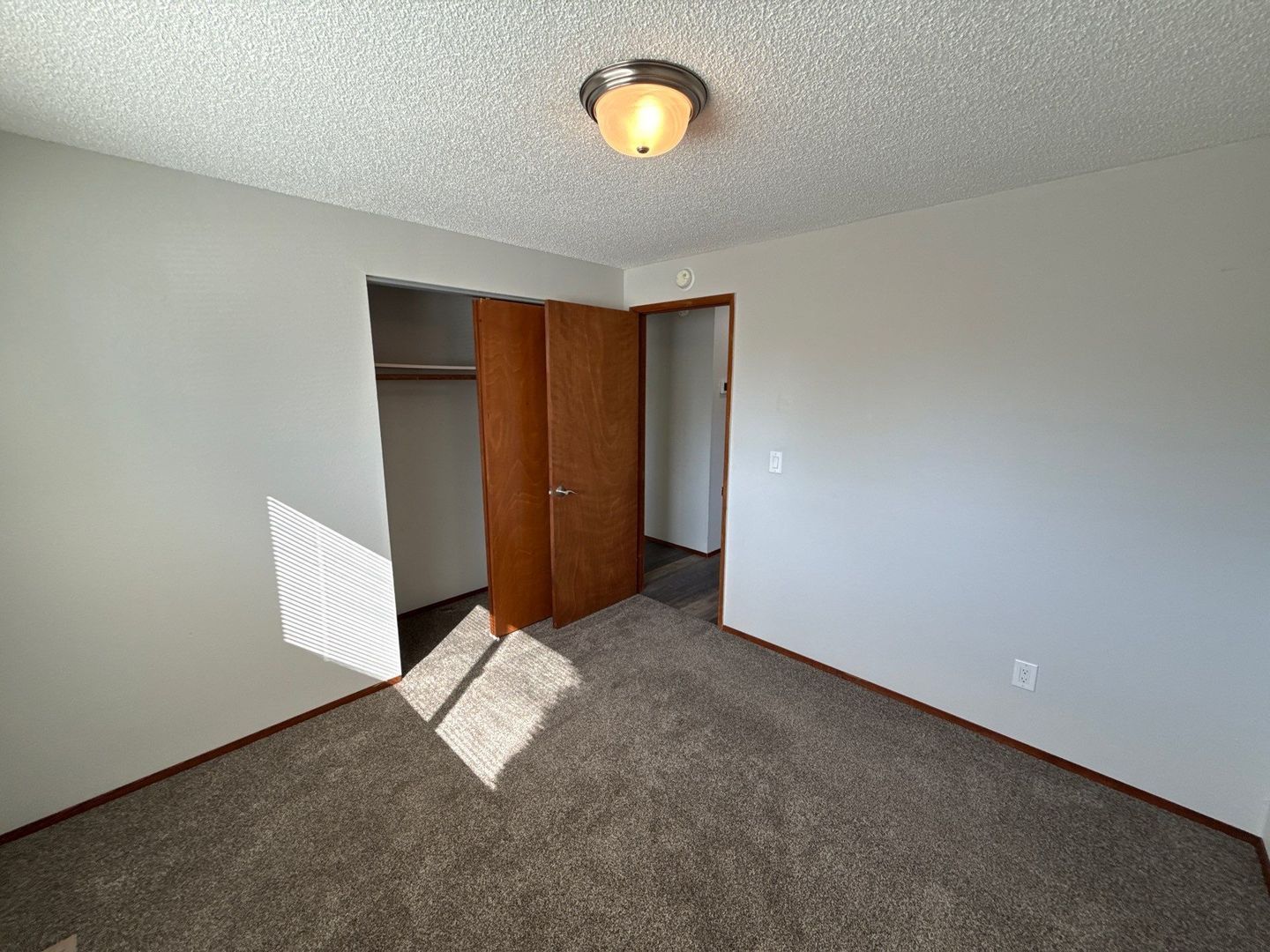Albany 3 Bed,  1 Bath Single Family Home, Fenced Yard, Available Now! property image