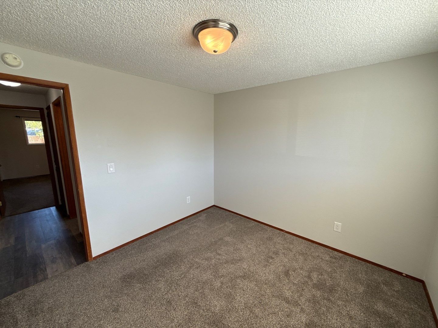 Albany 3 Bed,  1 Bath Single Family Home, Fenced Yard, Available Now! property image