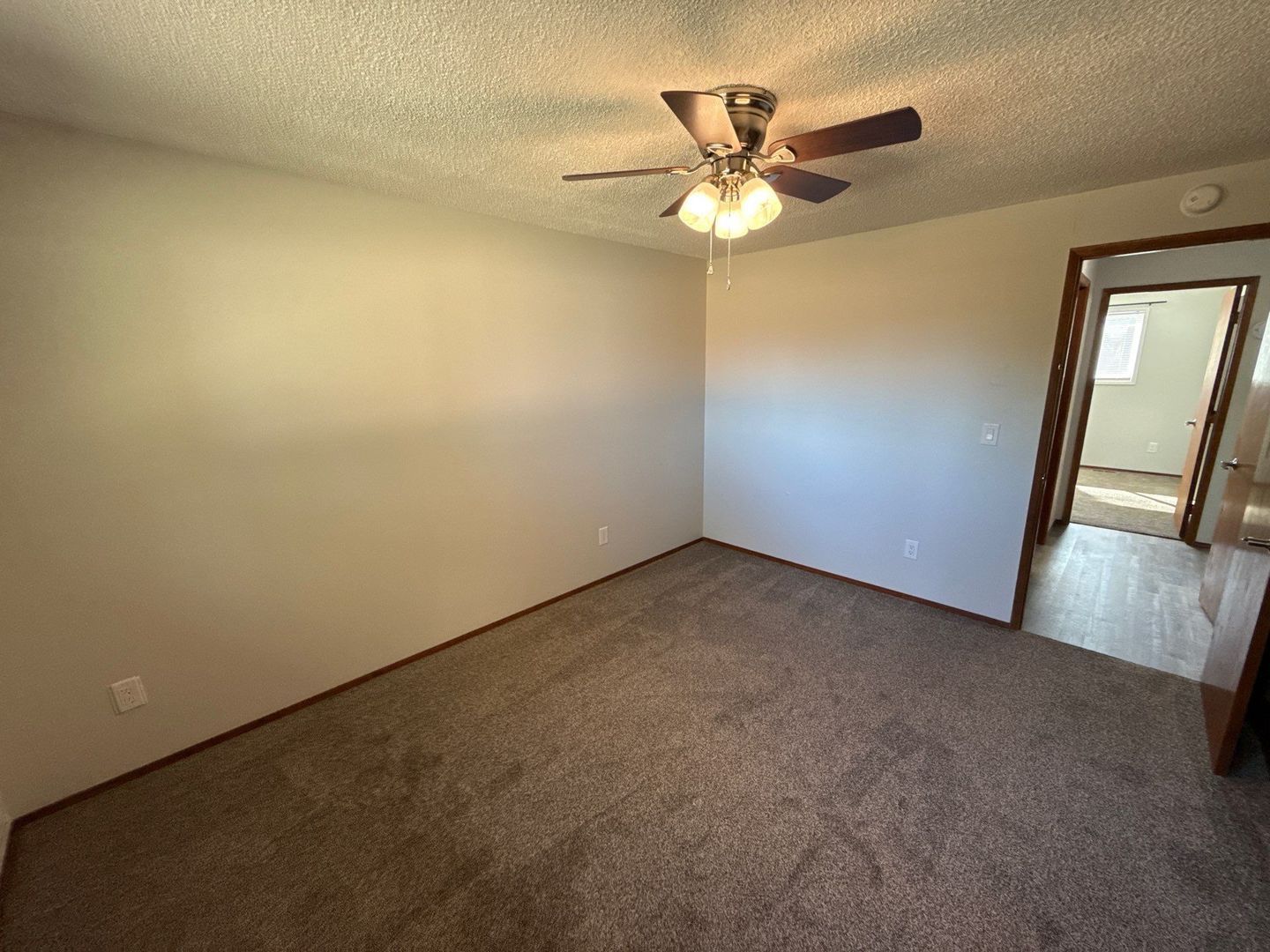 Albany 3 Bed,  1 Bath Single Family Home, Fenced Yard, Available Now! property image