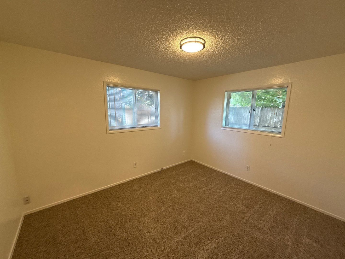 NE Salem, 1 Bed, 1 Bath, Cute Apartment, Single Story Complex, AVAILABLE NOW! property image