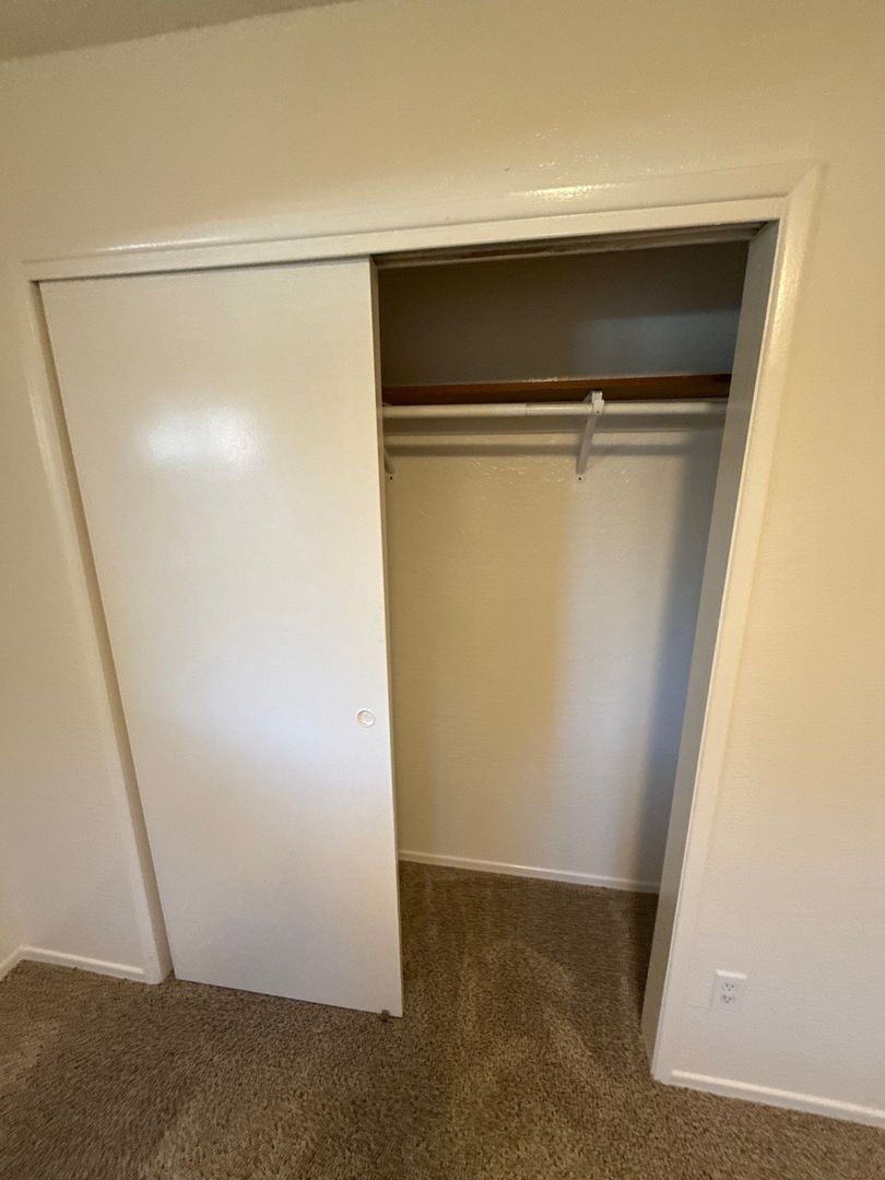 NE Salem, 1 Bed, 1 Bath, Cute Apartment, Single Story Complex, AVAILABLE NOW! property image