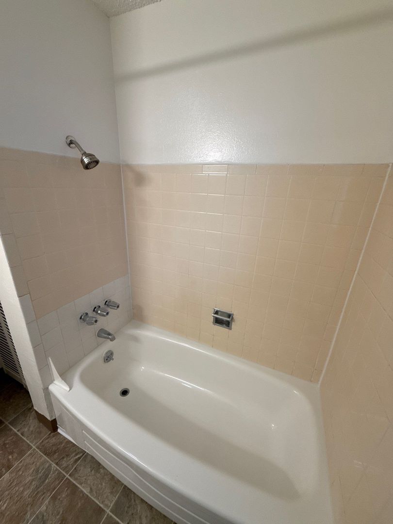 NE Salem, 1 Bed, 1 Bath, Cute Apartment, Single Story Complex, AVAILABLE NOW! property image